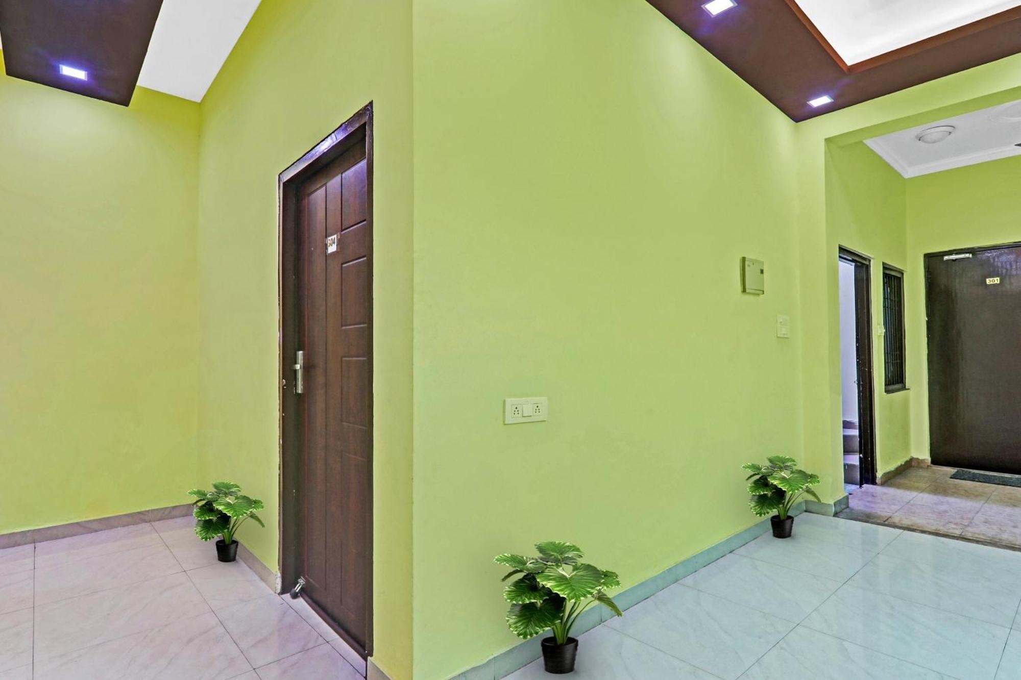 Hotel Capital O 88691 Phenix Elite Lucknow Exterior foto