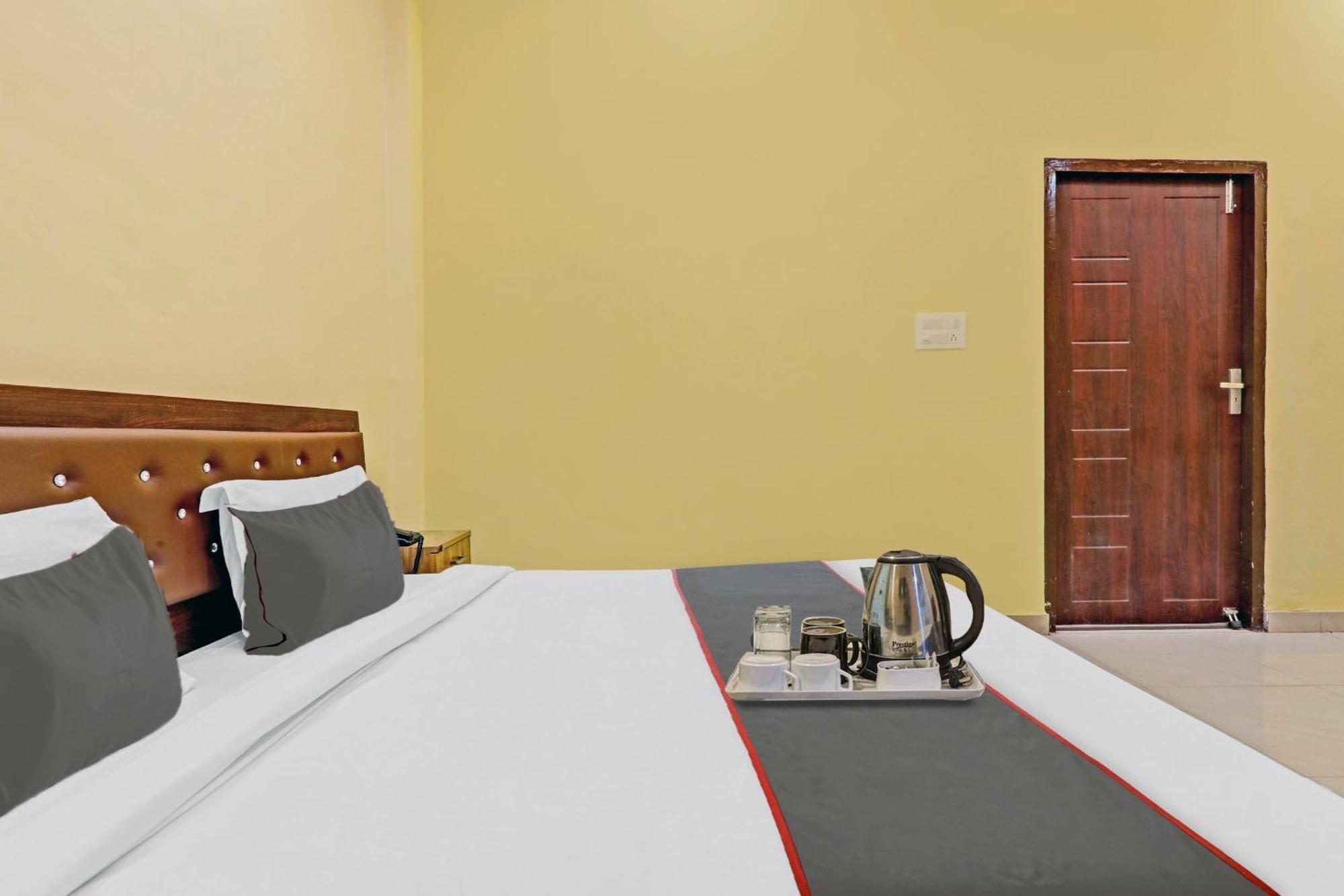 Hotel Capital O 88691 Phenix Elite Lucknow Exterior foto